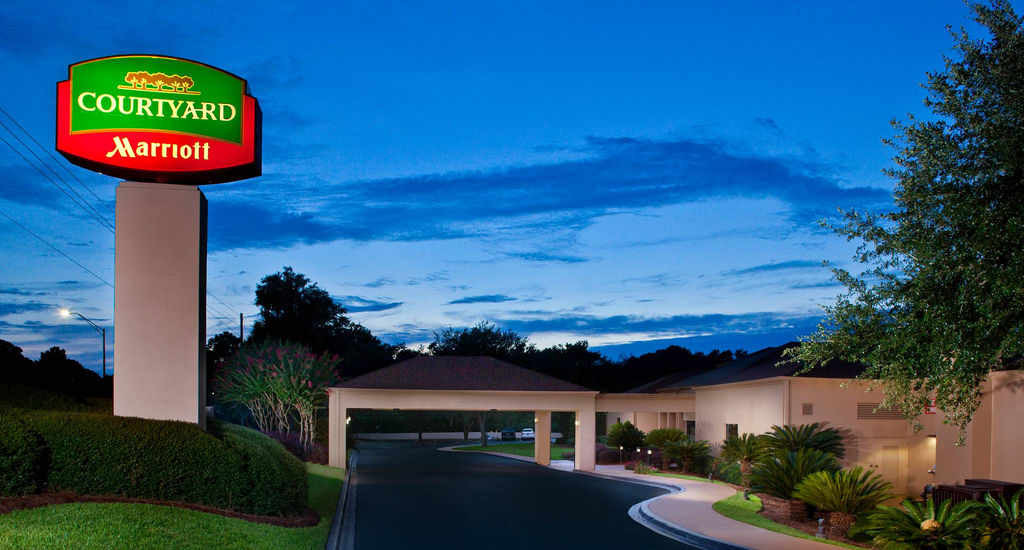 Hotel Courtyard By Marriott Downtown/capital 3*